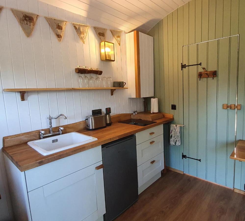 Sika Hut Wareham Exterior foto
